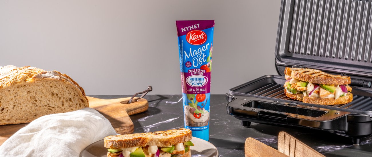MagerOst_ChiliPepperHvitlok_Toast_16x9.jpg_KVI_18651_Foto_Martin_Lavik_Nygaard (1)